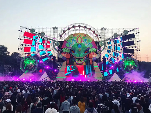 What Should We Pay Attention To When We Choosing A Stage LED Screen?